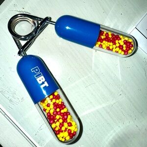 💊 PIBT F*ckitall 100mg capsule hand grip strengthener NWOT Martinis Slippers